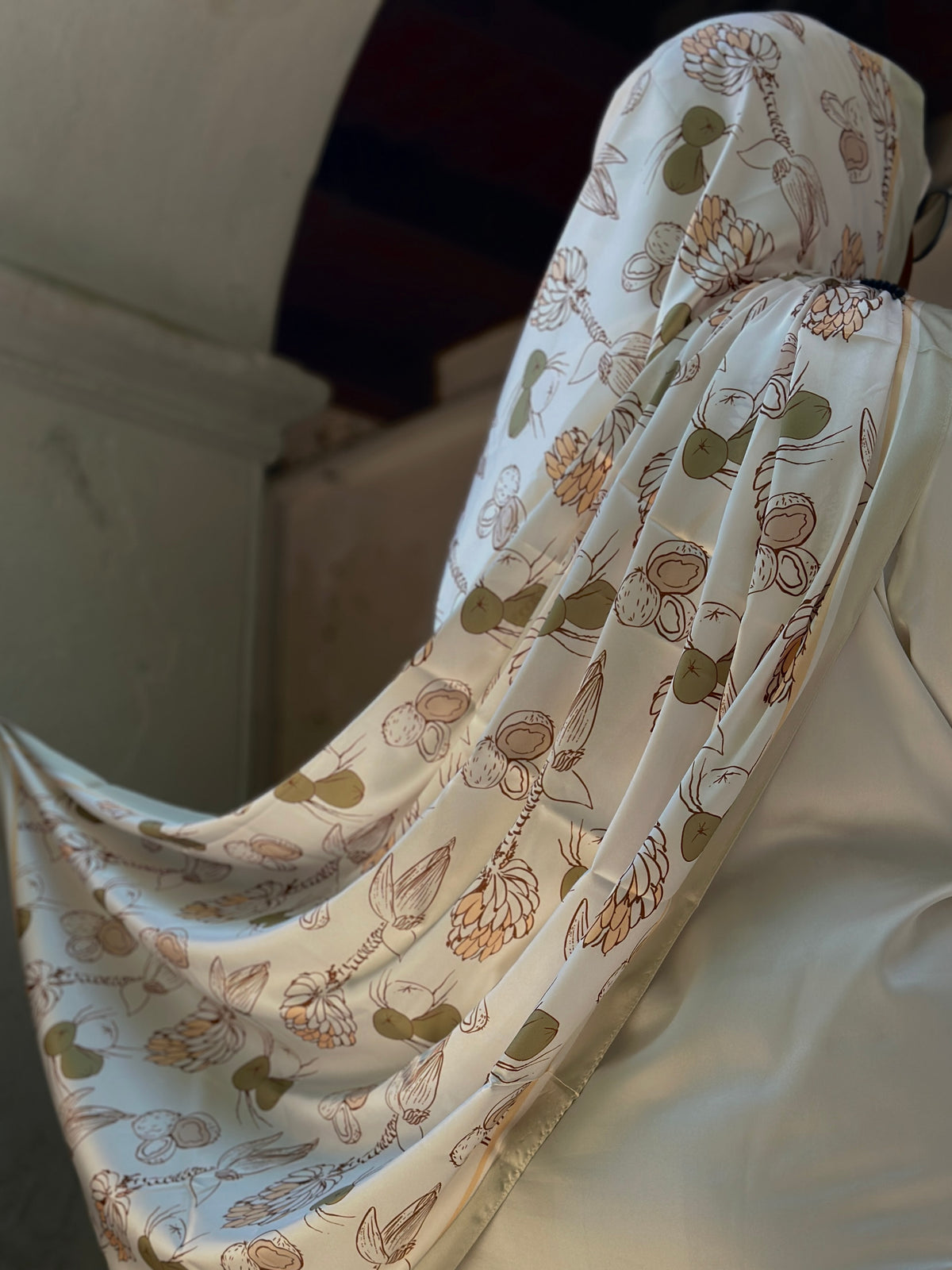 Island Harvest Shawl - White